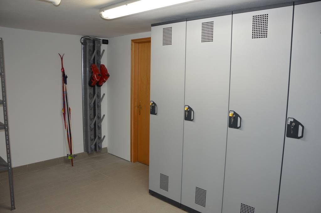 Apartamento Casa Olivati Pellizzano Habitación foto